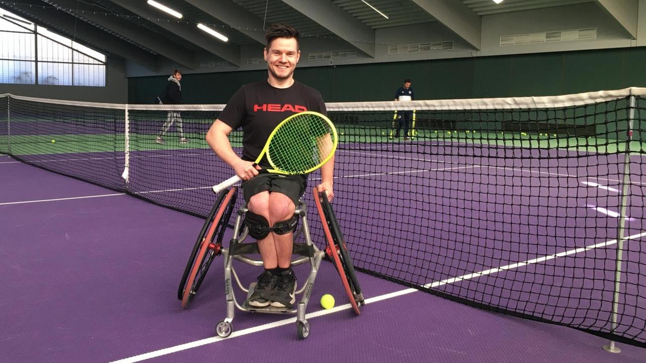 Rollstuhltennis: Marcus Laudan auf dem Spielfeld. Rollstuhltennis: Marcus Laudan auf dem Spielfeld.