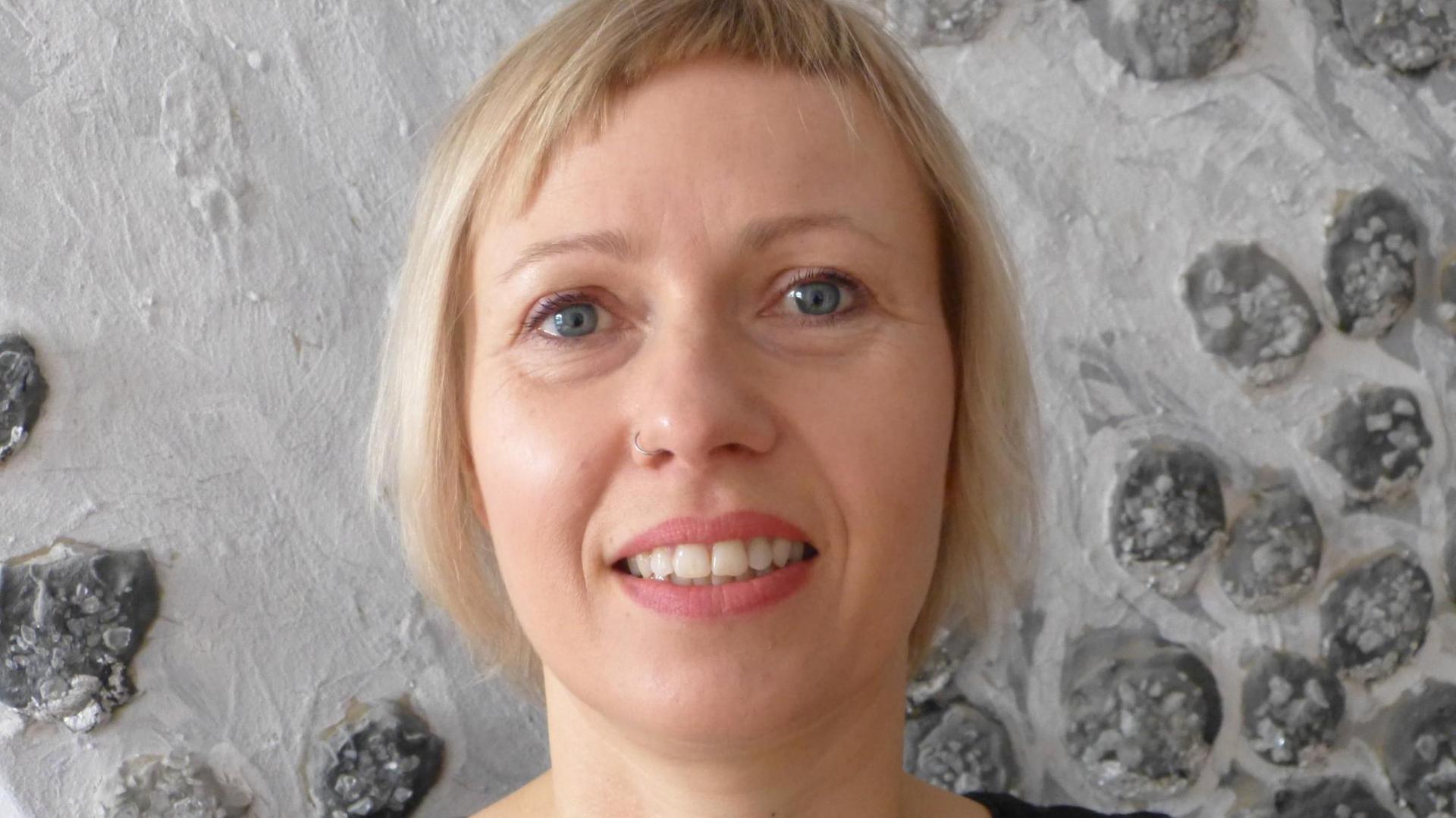 Ein Porträt der Berliner Anarchistin Julia Ein Porträt der Berliner Anarchistin Julia