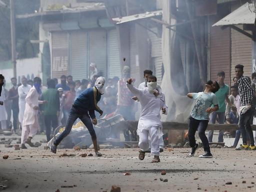 Der indische Teil Kaschmirs erlebt seit diesem Sommer wieder schwere Unruhen. 