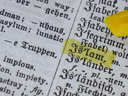 Islam in einem alten deutsch-englischen Wörterbuch