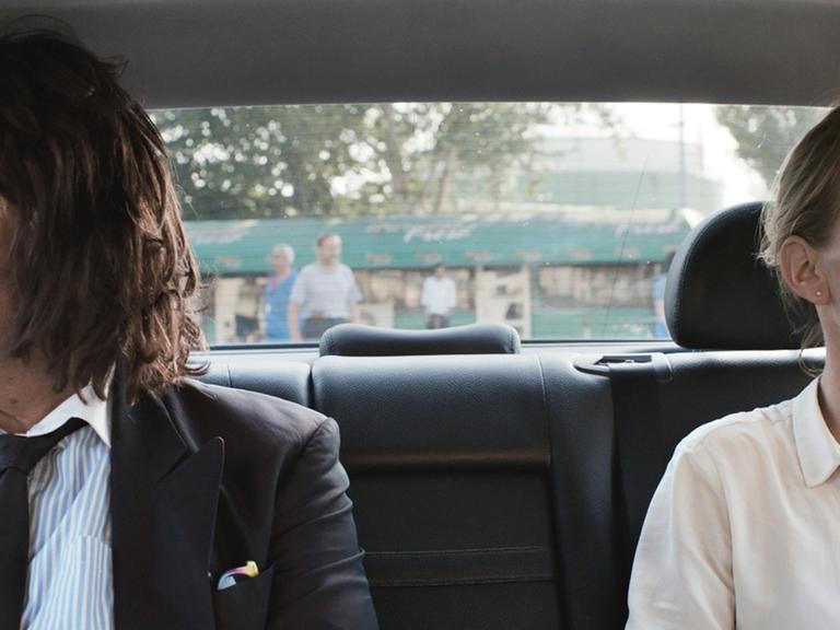 Szene aus dem Film "Toni Erdmann" mit Peter Simonischek und Sandra Hüller, der beim Filmfest München gezeigt wird