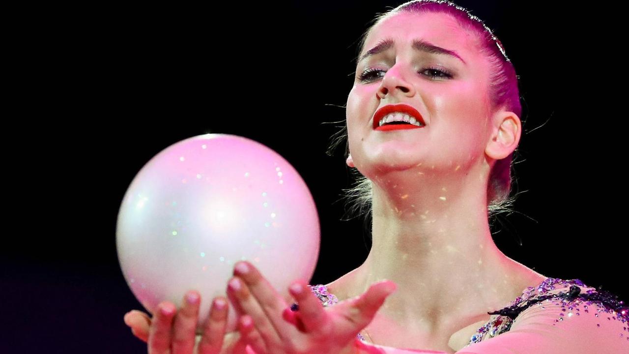 Alexandra Soldatowa bei dem Show-Auftritt in Moskau Alexandra Soldatowa bei dem Show-Auftritt in Moskau