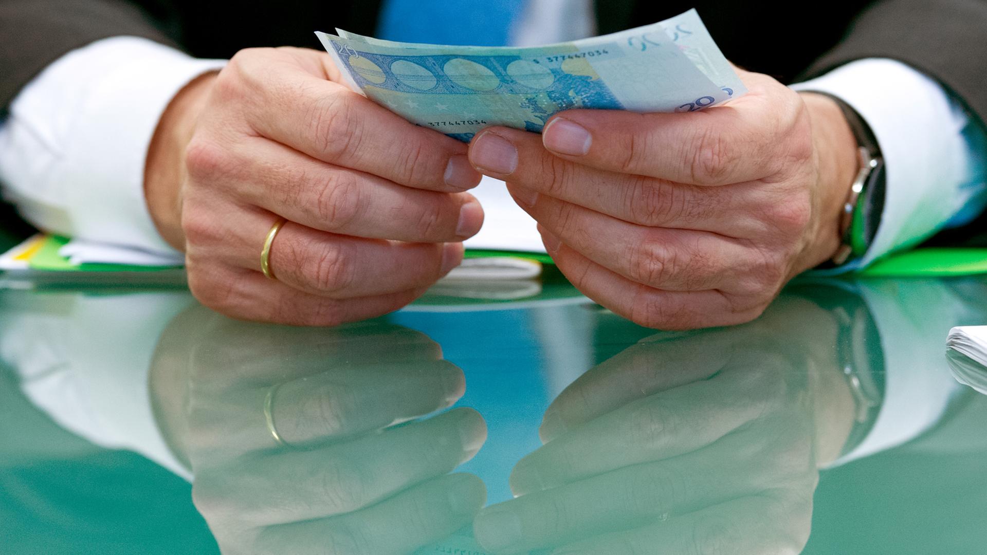 Sichergestellte, gefälschte Euro-Banknoten Sichergestellte, gefälschte Euro-Banknoten