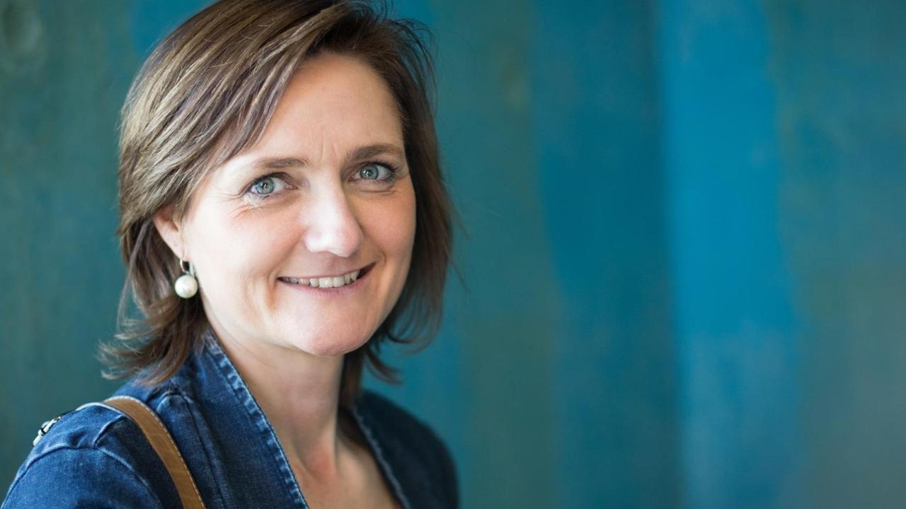 Porträtbild von Simone Lange (SPD), Oberbürgermeisterin von Flensburg Porträtbild von Simone Lange (SPD), Oberbürgermeisterin von Flensburg