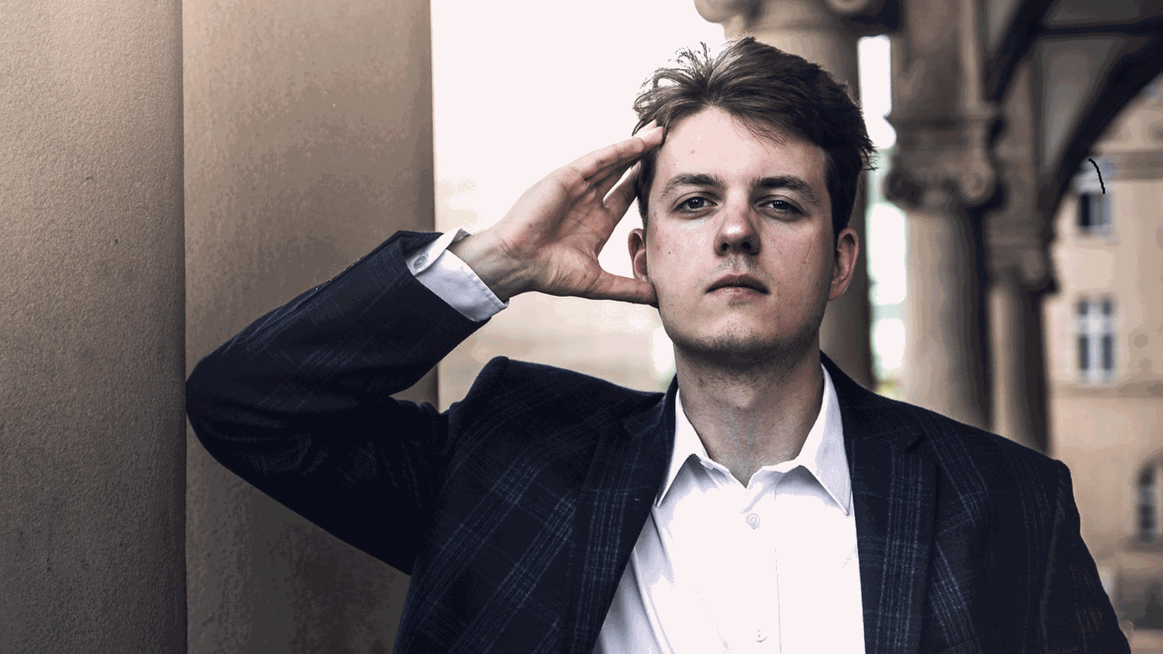 Der Bariton Szymon Mechlinski Der Bariton Szymon Mechlinski