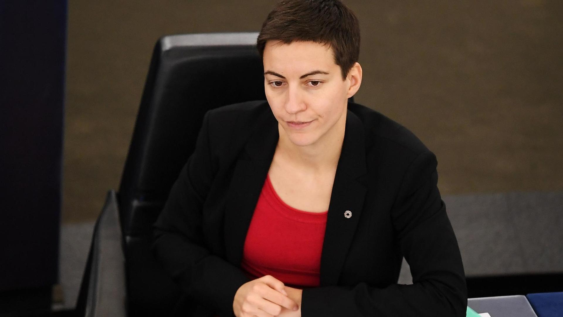 Die Grünen-Politikerin Ska Keller im Europäischen Parlament. Die Grünen-Politikerin Ska Keller im Europäischen Parlament.