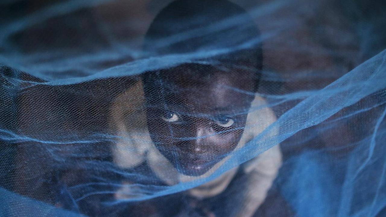 Ein Flüchtlingskind aus Burundi in einem Aufnahmelager in Ruanda Ein Flüchtlingskind aus Burundi in einem Aufnahmelager in Ruanda