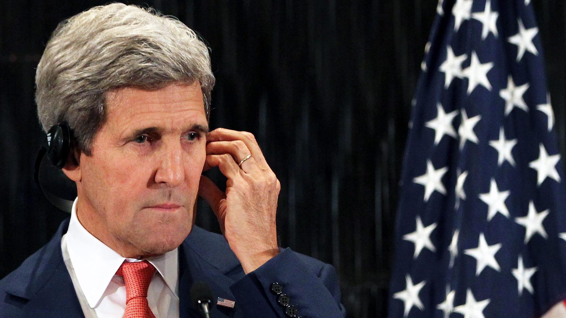 US-Außenminister John Kerry erwarten schwere Verhandlungen in Kairo. US-Außenminister John Kerry erwarten schwere Verhandlungen in Kairo.