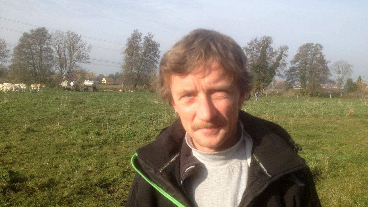 Der Brandenburger Landwirt Frank Michelchen Der Brandenburger Landwirt Frank Michelchen