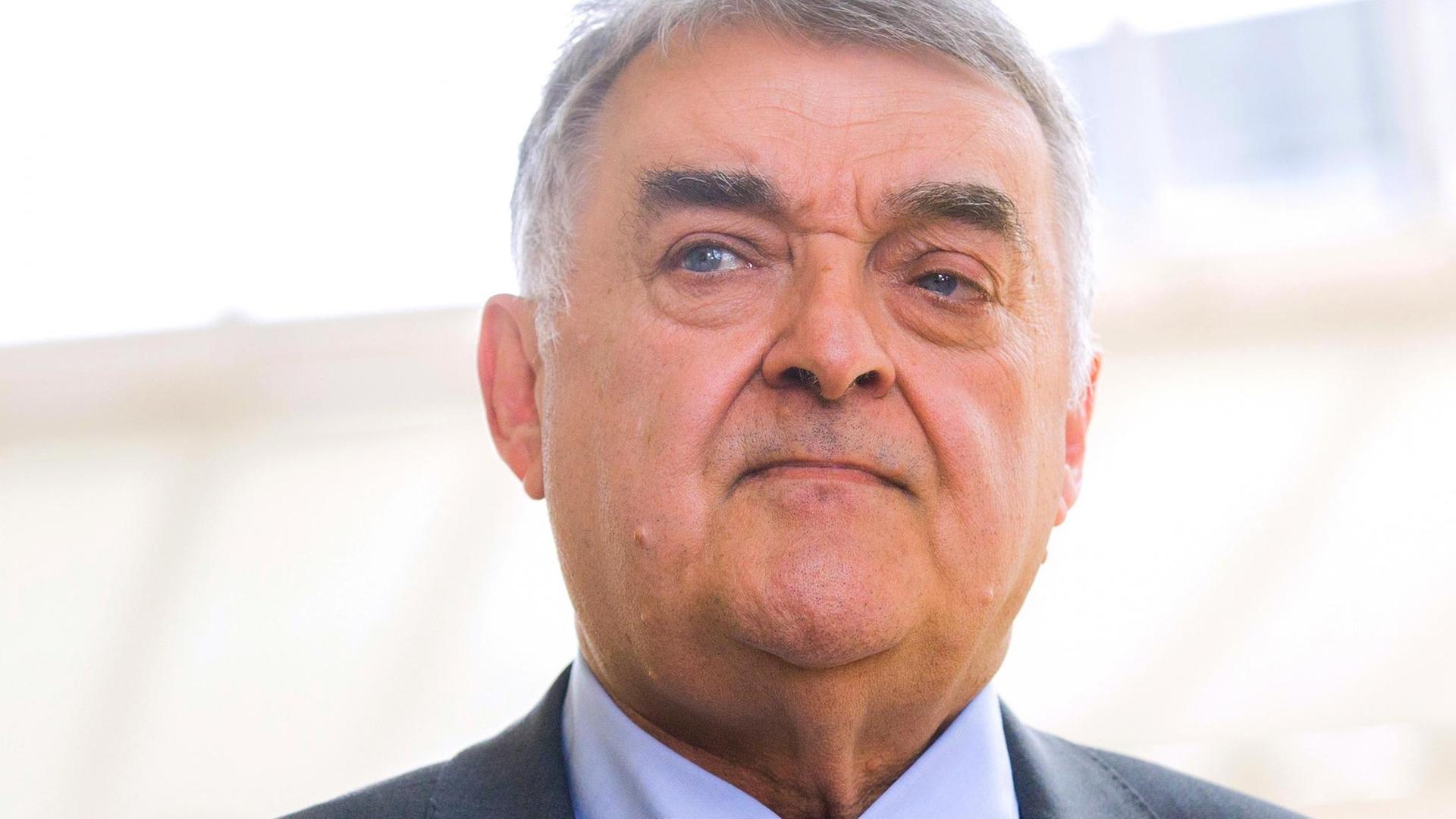 Herbert Reul (CDU), Innenminister von Nordrhein-Westfalen Herbert Reul (CDU), Innenminister von Nordrhein-Westfalen