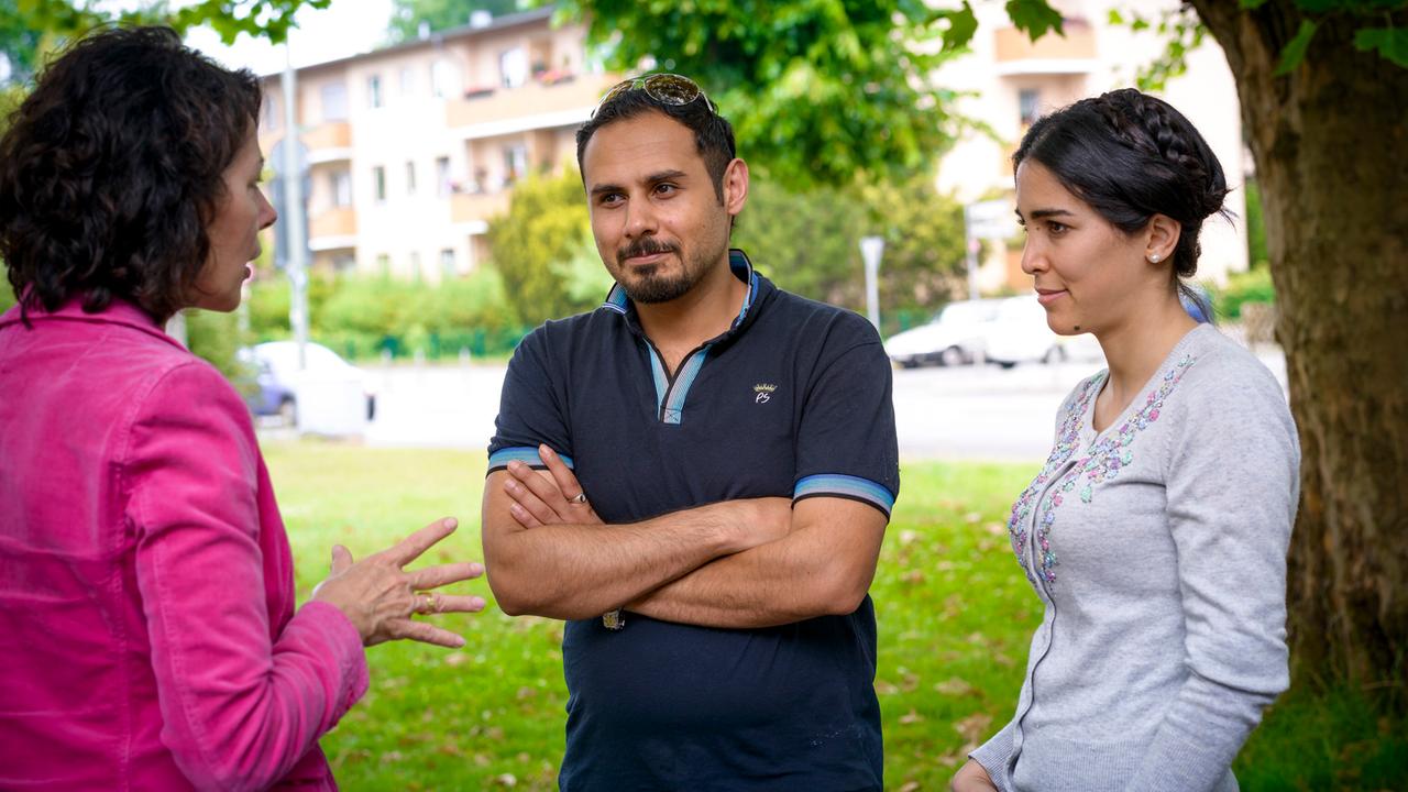 Sabine Adler im Gespräch mit Razan Skeif und Wael Sabia Sabine Adler im Gespräch mit Razan Skeif und Wael Sabia