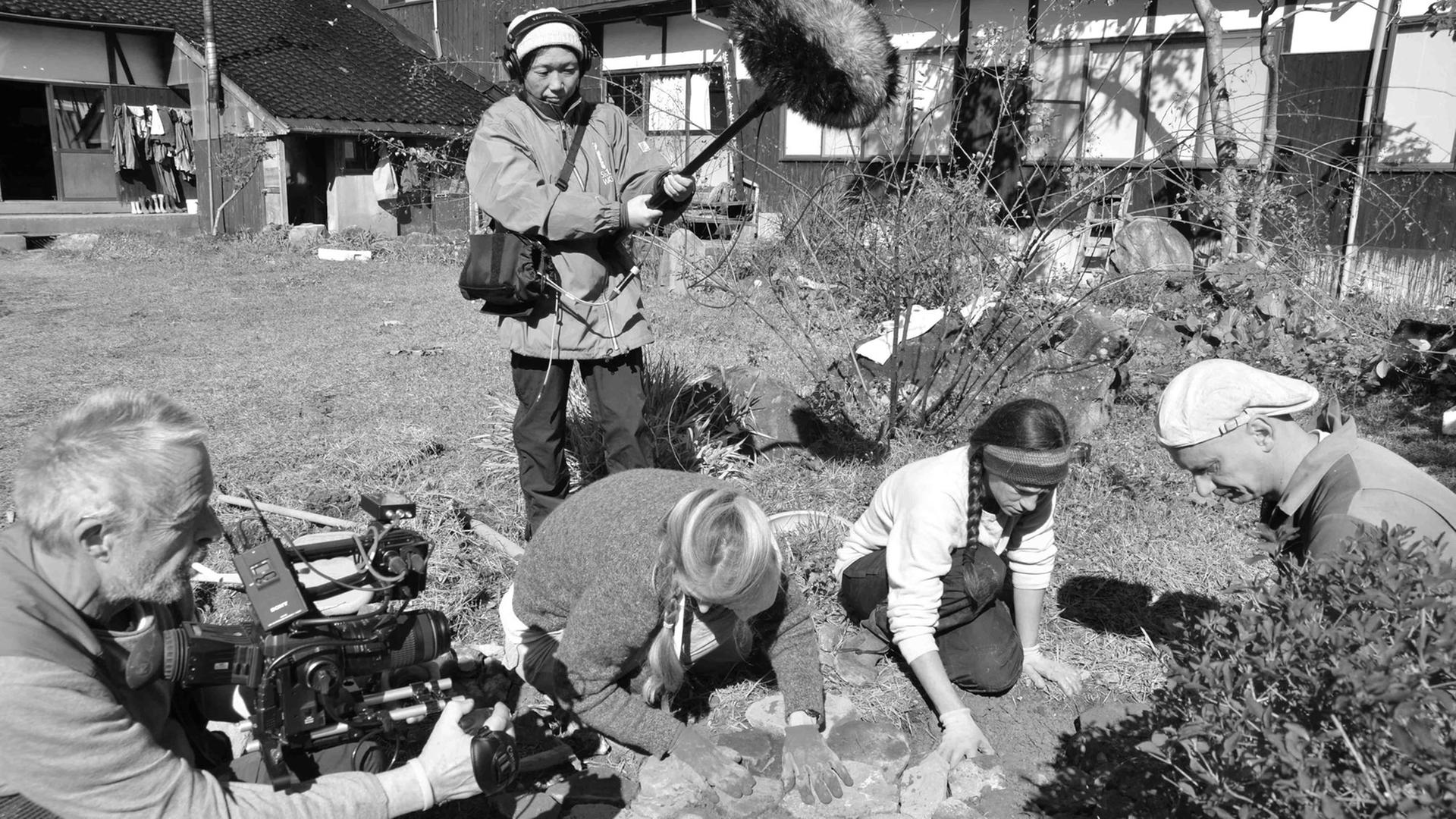 Produktionsfoto zu "Zen ist die größte Lüge aller Zeiten". Produktionsfoto zu "Zen ist die größte Lüge aller Zeiten".