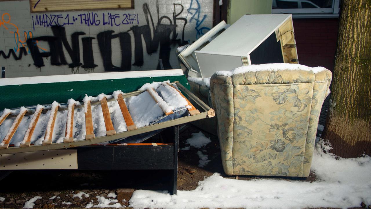 Müllhalde in Berlin-Neukölln Müllhalde in Berlin-Neukölln