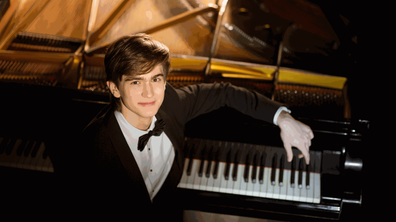 Der Pianist Daniel Kharitonov