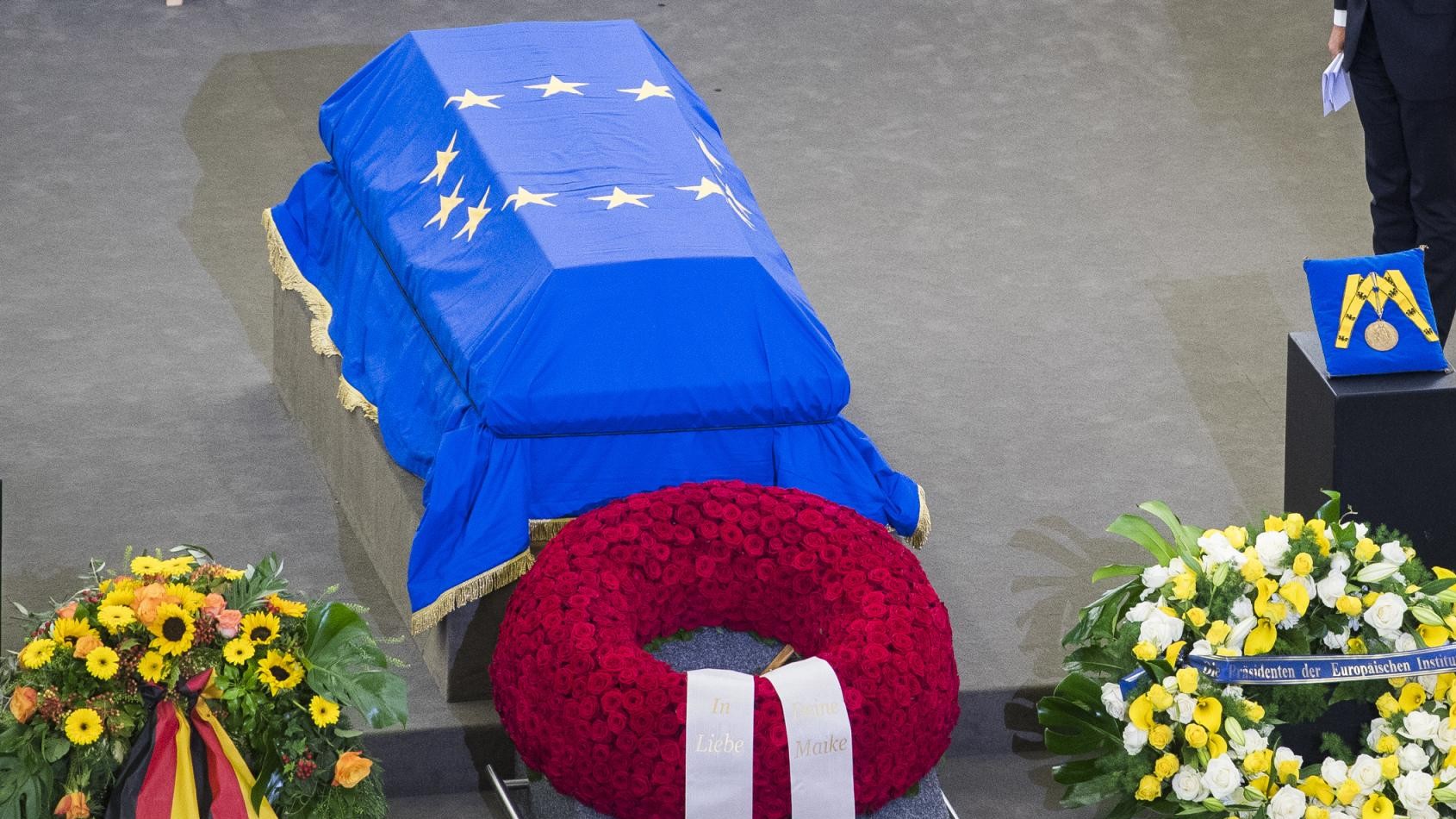 Kohl beerdigt nachrichtenleicht.de Kohl beerdigt nachrichtenleicht.de