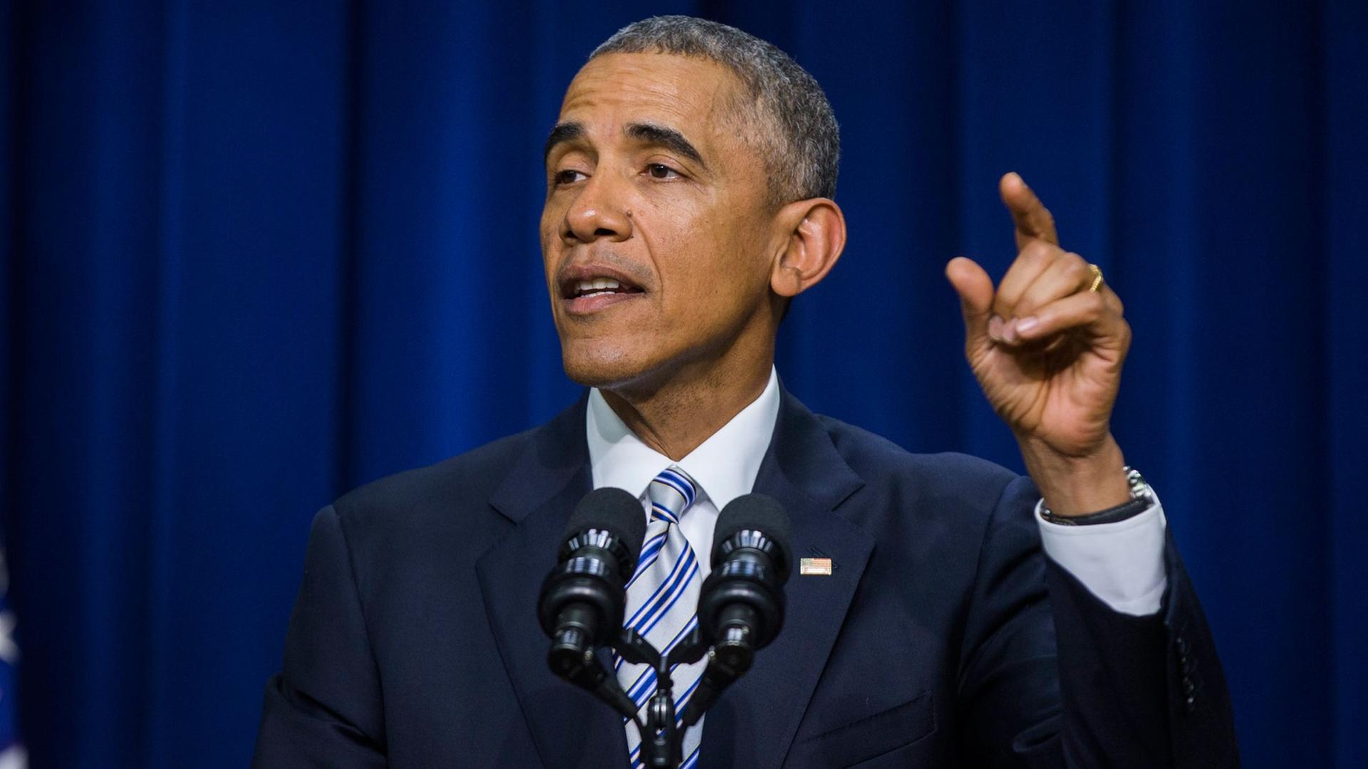 Barack Obama bei seiner Rede auf einer Anti-Extremismus-Konferenz in Washington. Barack Obama bei seiner Rede auf einer Anti-Extremismus-Konferenz in Washington.