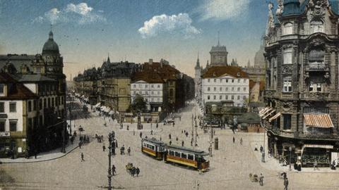 Dresden (Sachsen), Pirnaischer Platz. Dresden. Pirnaischer Platz. (Platzansicht von Osten mit Blick in die König Johannund in die Landhausstraße). 1919