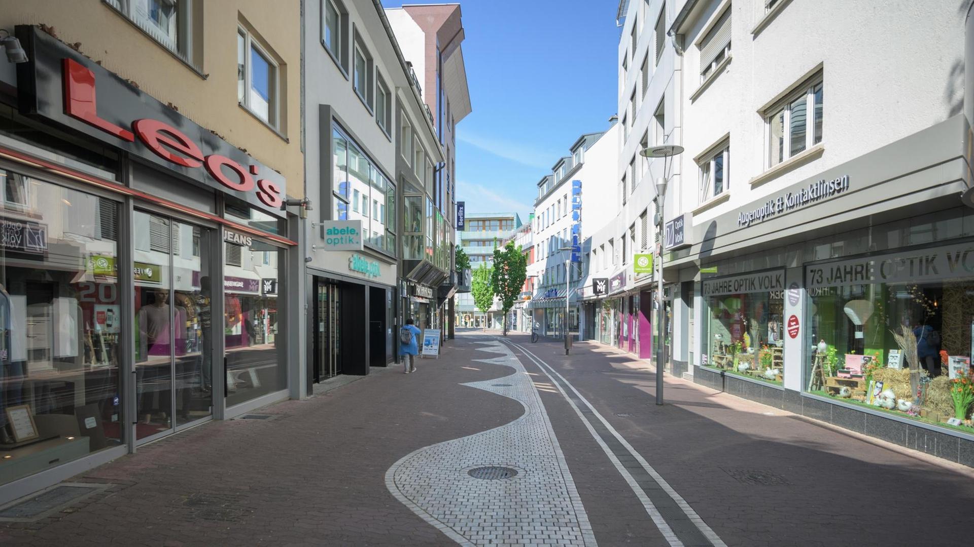 Rheinland-Pfalz, Mainz: Geschäfte in der Innenstadt sind geschlossen. Rheinland-Pfalz, Mainz: Geschäfte in der Innenstadt sind geschlossen.