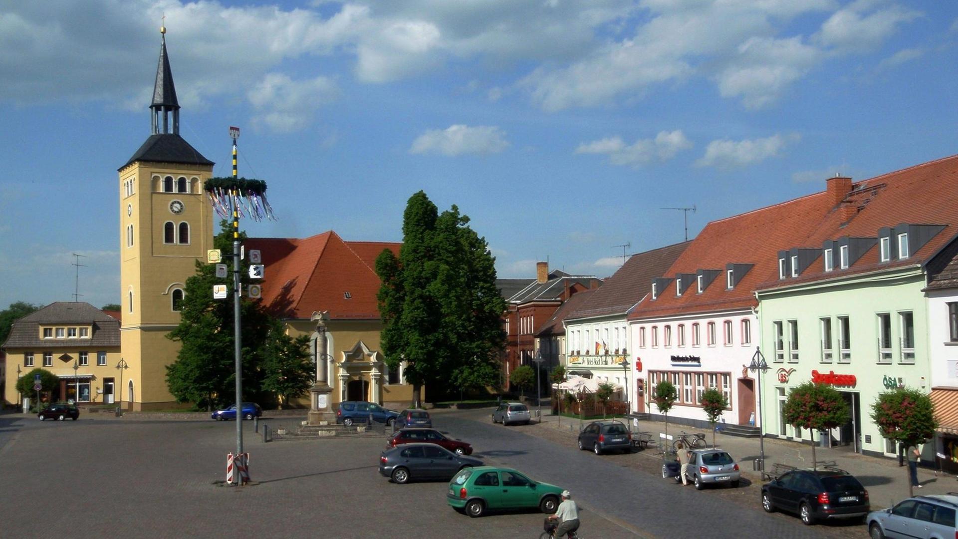 Blick auf den Marktplatz in Jessen (Sachsen-Anhalt) Blick auf den Marktplatz in Jessen (Sachsen-Anhalt)