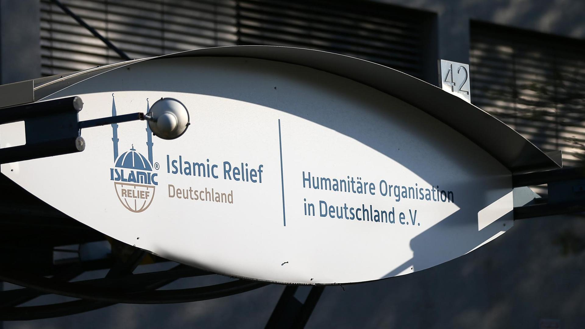 Nordrhein-Westfalen, Köln: Der Eingang zur Zentrale der Organisation Islamic Relief Deutschland.