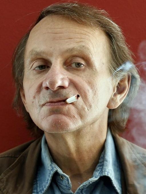 Der französische Autor Michel Houellebecq bei der Präsentation seines 2015 erschienenen Buchs "Unterwerfung" in Barcelona.
