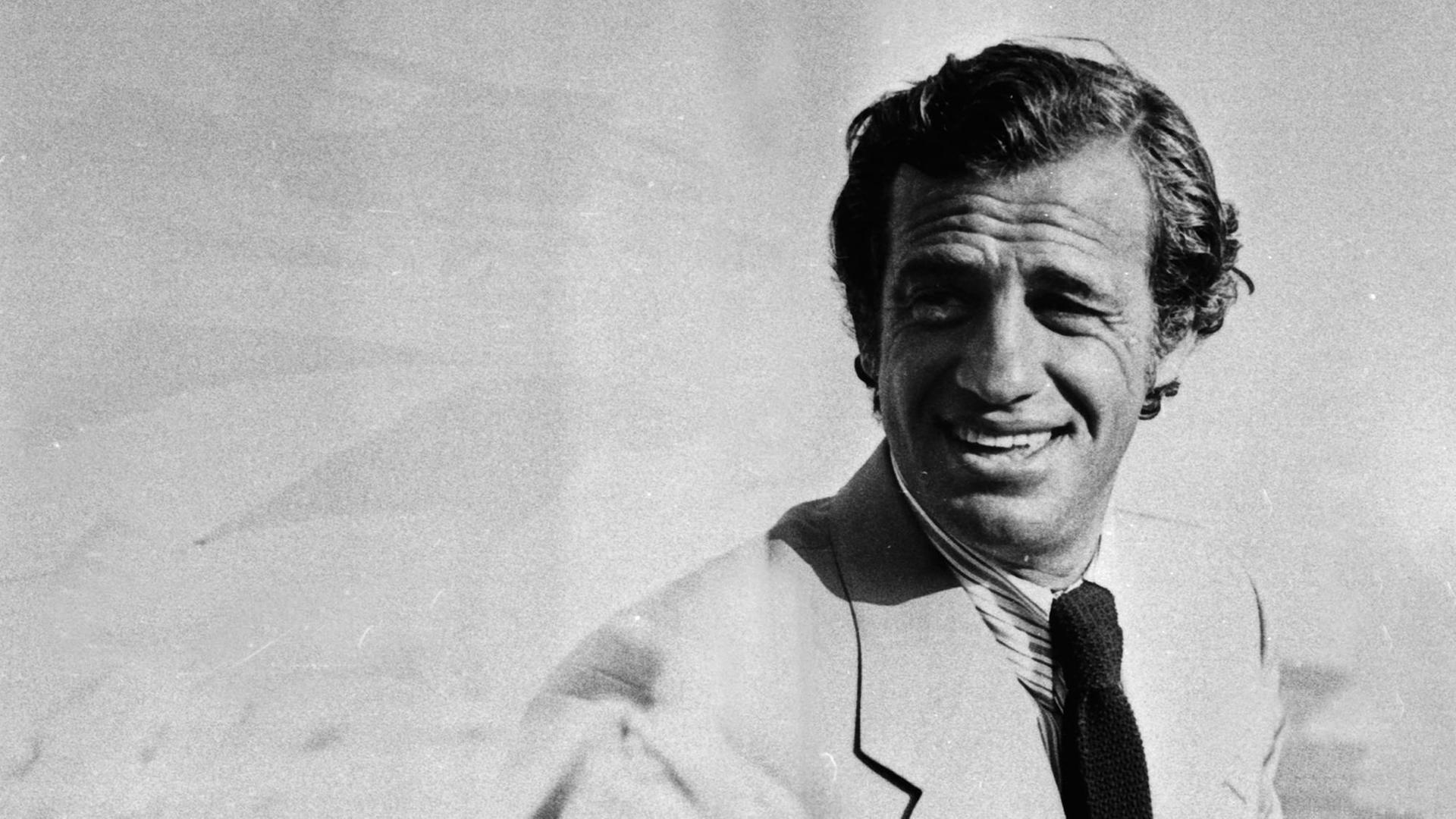 Ein altes Foto von dem Schauspieler Jean-Paul Belmondo Ein altes Foto von dem Schauspieler Jean-Paul Belmondo