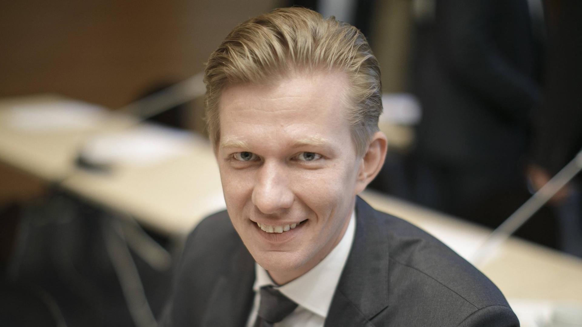 Matthias Seestern-Pauly, MdB, FDP. Berlin Matthias Seestern-Pauly, MdB, FDP. Berlin