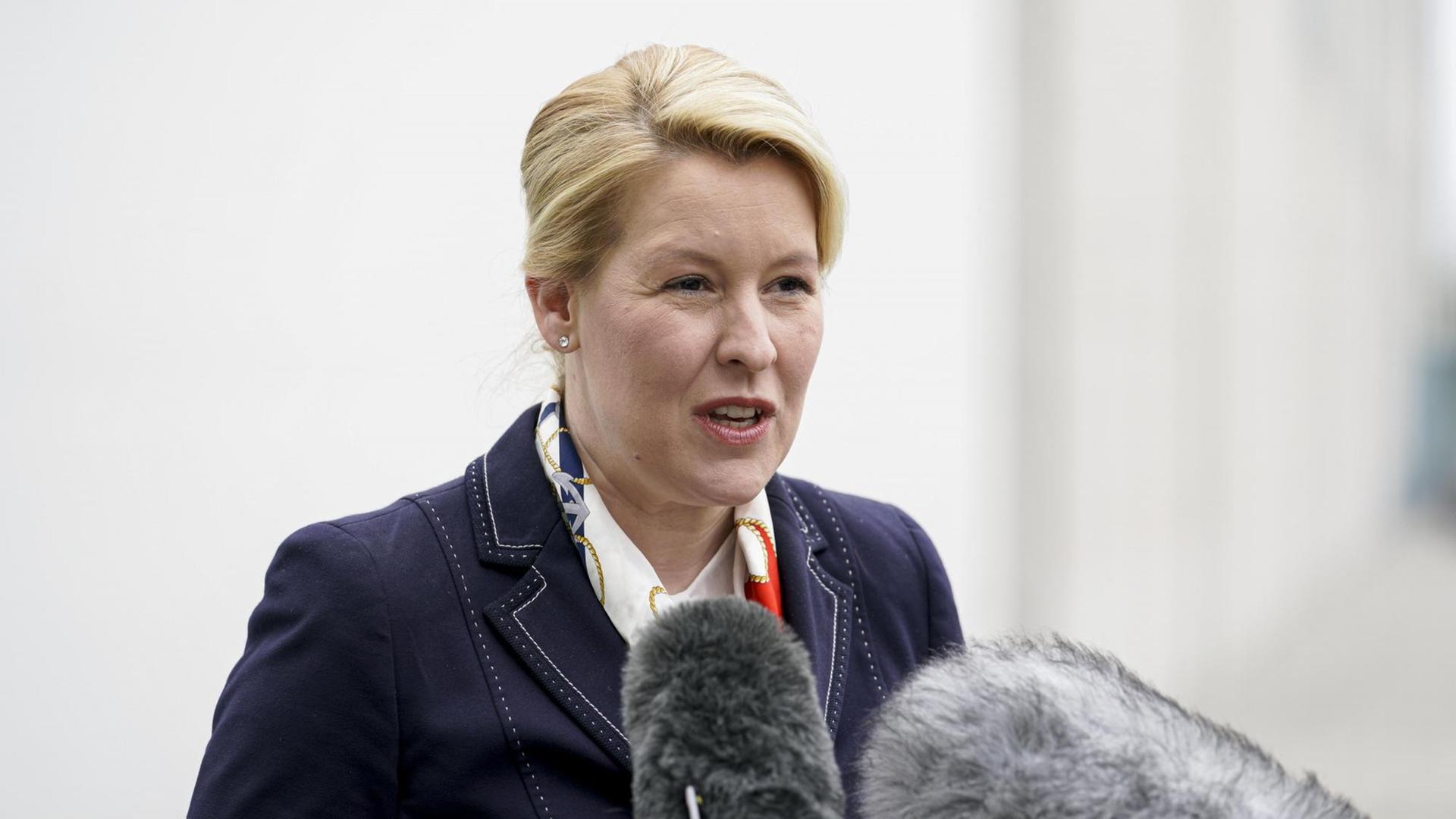 Die ehemalige Familien-Ministerin Franziska Giffey Die ehemalige Familien-Ministerin Franziska Giffey