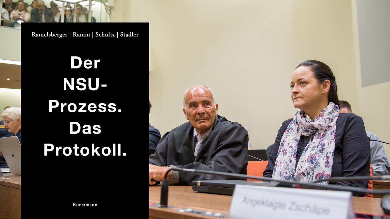 Die Angeklagte Beate Zschäpe sitzt am 3. Juli 2018 im Gerichtssaal neben ihrem Anwalt Hermann Borchert.