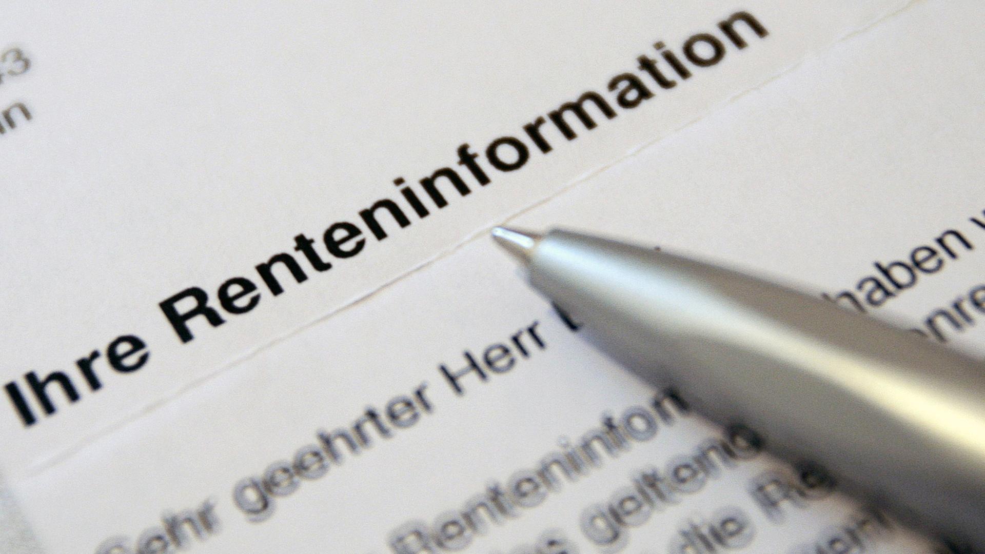 Ein Anschreiben der Deutschen Rentenversicherungsanstalt mit der Aufschrift "Ihre Renteninformation". Ein Anschreiben der Deutschen Rentenversicherungsanstalt mit der Aufschrift "Ihre Renteninformation".