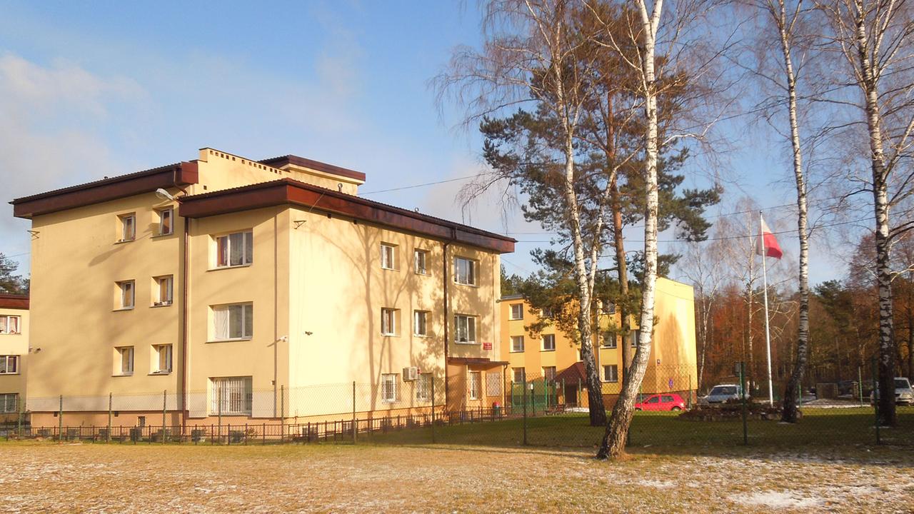 1987477507_Die Flüchtlingsunterkunft Czerwony Bor (Foto - Grenzgänger).JPG 1987477507_Die Flüchtlingsunterkunft Czerwony Bor (Foto - Grenzgänger).JPG