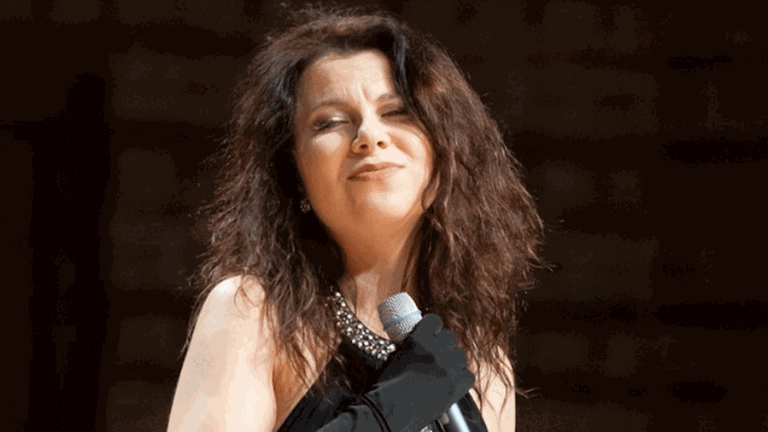 Die Komponistin und Sängerin Agata Zubel Die Komponistin und Sängerin Agata Zubel