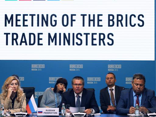 Die Handelsminister der Brics-Staaten zu Beginn ihrer Konferenz in Moskau.