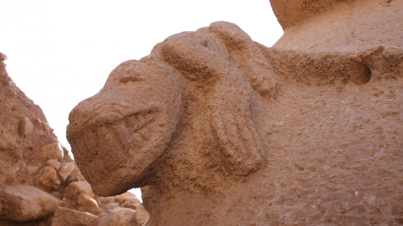 Der Göbekli Tepe gilt als Symbol neuer Spiritualität prähistorischer Jäger- und Sammlerkulturen Der Göbekli Tepe gilt als Symbol neuer Spiritualität prähistorischer Jäger- und Sammlerkulturen