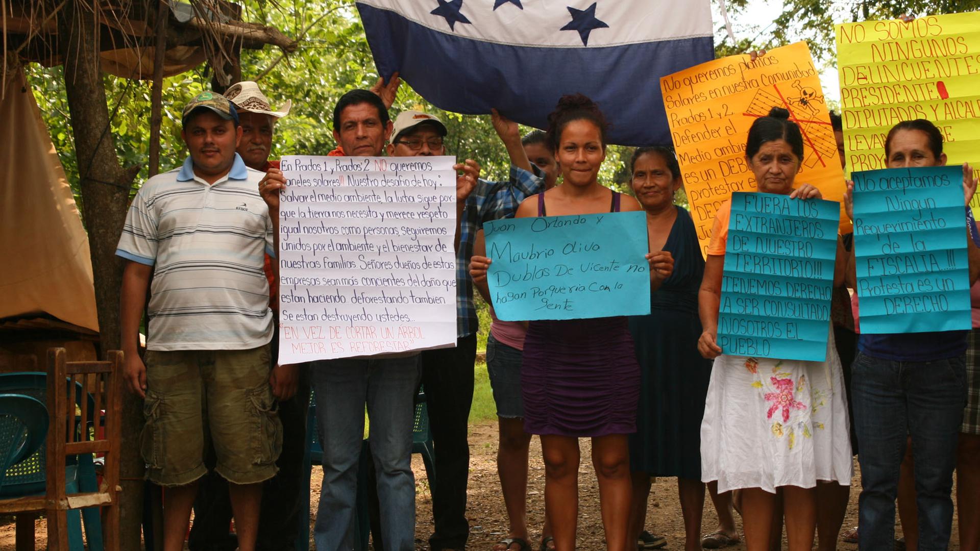 Anwohner protestieren gegen ein Energieprojekt im Department Choluteca Anwohner protestieren gegen ein Energieprojekt im Department Choluteca
