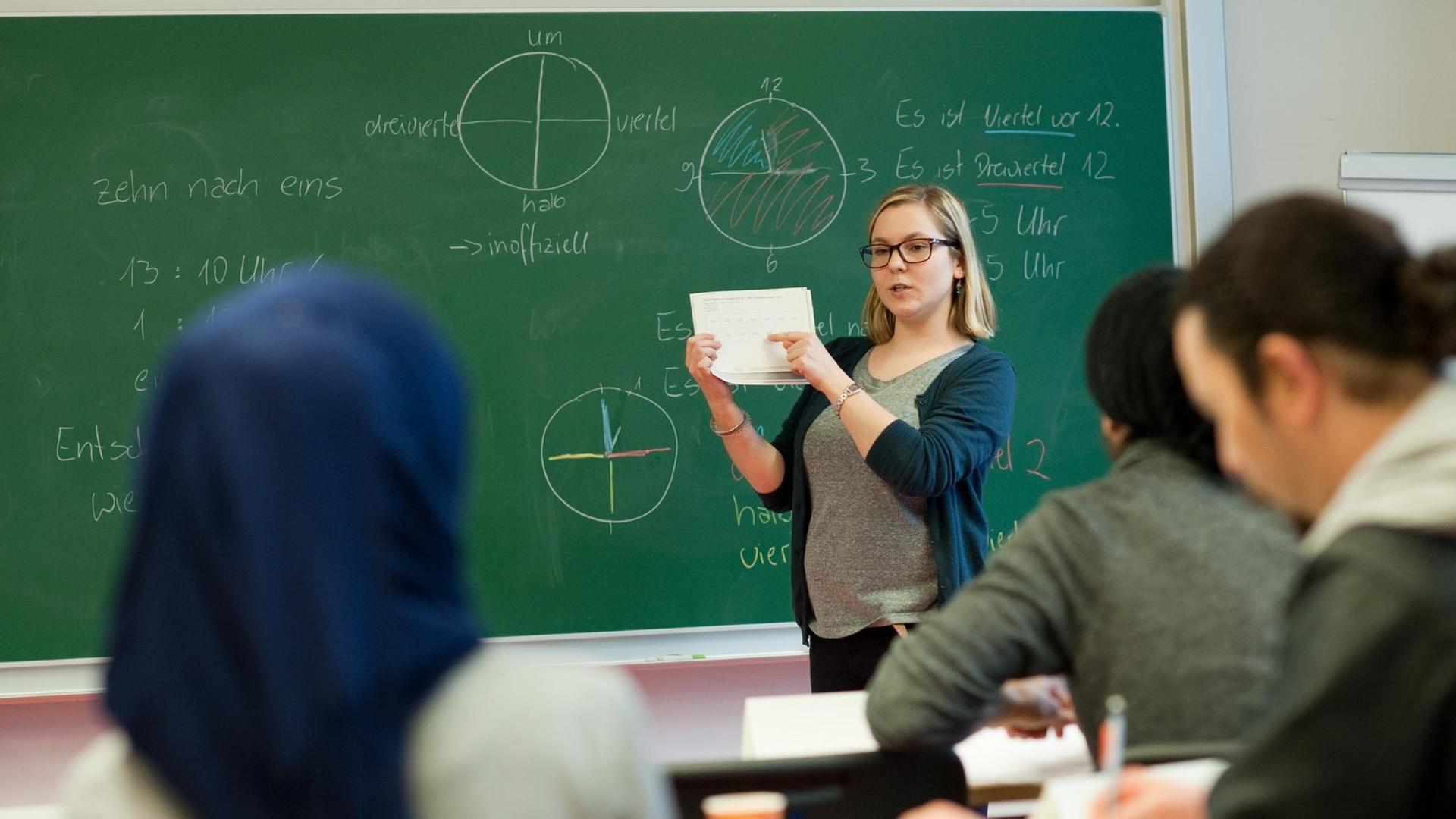 Die lehrer. Lehrer картинки. Lehrerin картинка. Lehrerin предметы. Lehrer или Lehrerin.