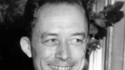 Der französische Schriftsteller und Philosoph Albert Camus (1913-1960)