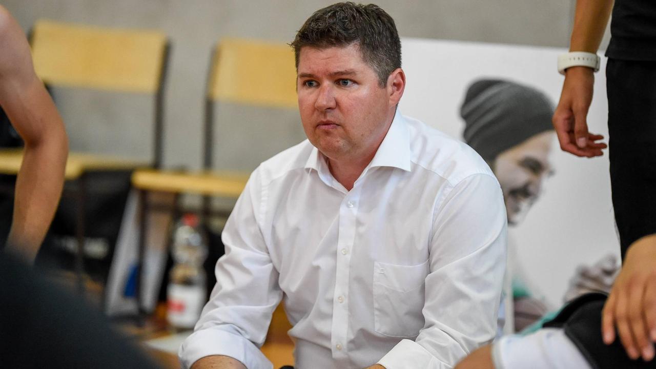 Nations Cup Cologne: Deutschland vs. Japan, 10.08.2018 Nicolai Zeltinger (Trainer Deutschland), Nations Cup Cologne: Deutschland vs. Japan am 10.08.2018 im Sporthalle Bergischer Ring, Koeln (Nordrhein-Westfalen) *** Nations Cup Cologne Germany vs Japan 10 08 2018 Nicolai Zeltinger Manager Germany Nations Cup Cologne Germany vs Japan on 10 08 2018 in the sports hall Bergischer Ring Koeln Nordrhein Westfalen xgmlx Nations Cup Cologne: Deutschland vs. Japan, 10.08.2018 Nicolai Zeltinger (Trainer Deutschland), Nations Cup Cologne: Deutschland vs. Japan am 10.08.2018 im Sporthalle Bergischer Ring, Koeln (Nordrhein-Westfalen) *** Nations Cup Cologne Germany vs Japan 10 08 2018 Nicolai Zeltinger Manager Germany Nations Cup Cologne Germany vs Japan on 10 08 2018 in the sports hall Bergischer Ring Koeln Nordrhein Westfalen xgmlx