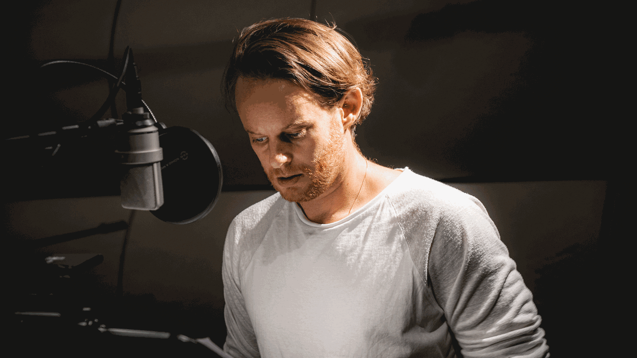 Patrick Güldenberg (spielt Wolfgang Sobotka) in unserem Studio. Patrick Güldenberg (spielt Wolfgang Sobotka) in unserem Studio.