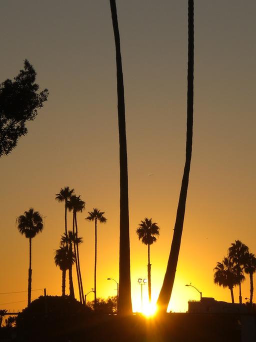 Sonnenuntergang Santa Monica, Kalifornien. Ist bald mit einem großen Beben zu rechnen?