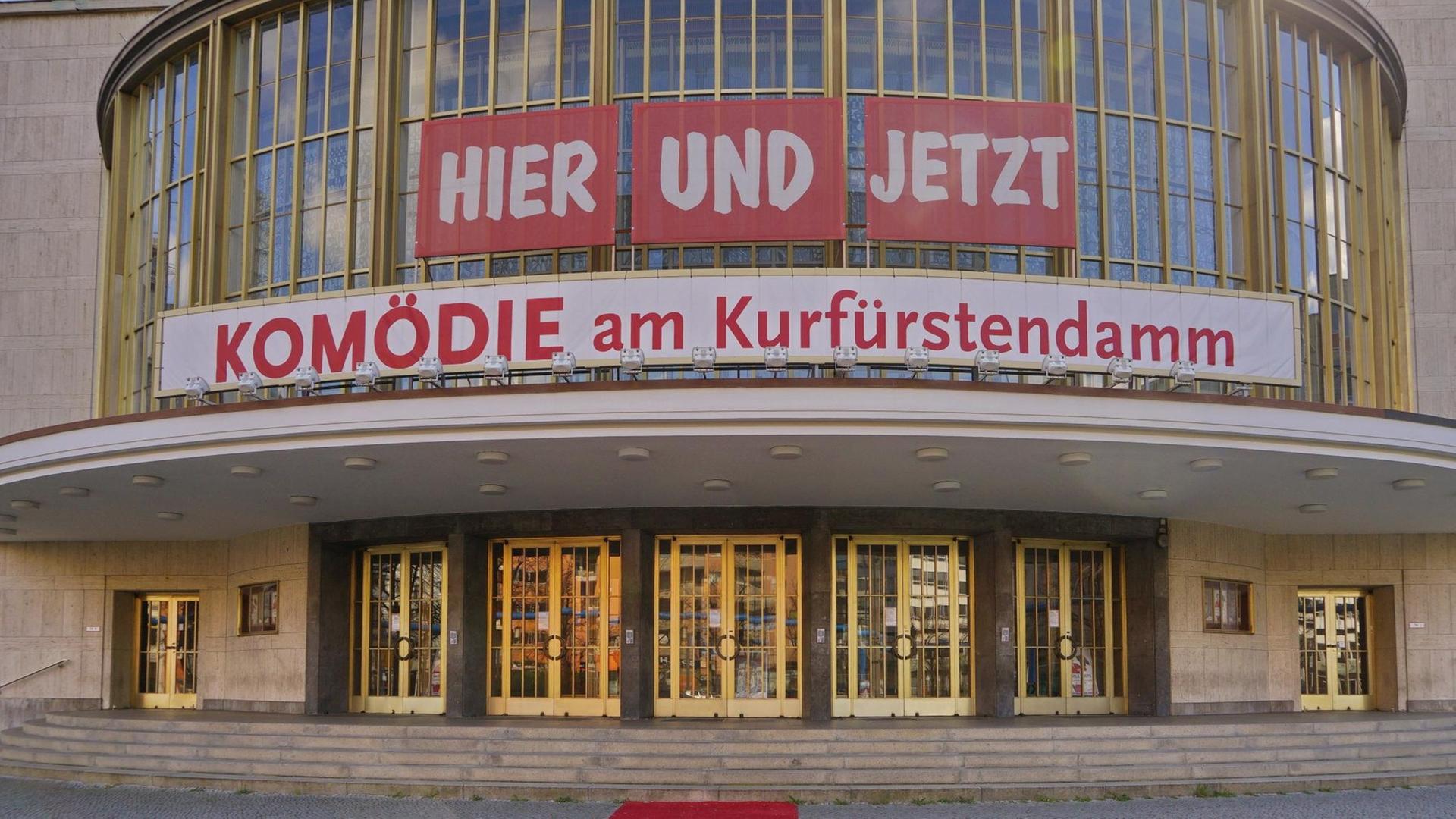 Die Komödie am Kurfürstendamm spielt derzeit im Berliner Schiller-Theater, kann aber wegen der Coronakrise keine Vorstellungen anbieten. Die Komödie am Kurfürstendamm spielt derzeit im Berliner Schiller-Theater, kann aber wegen der Coronakrise keine Vorstellungen anbieten.