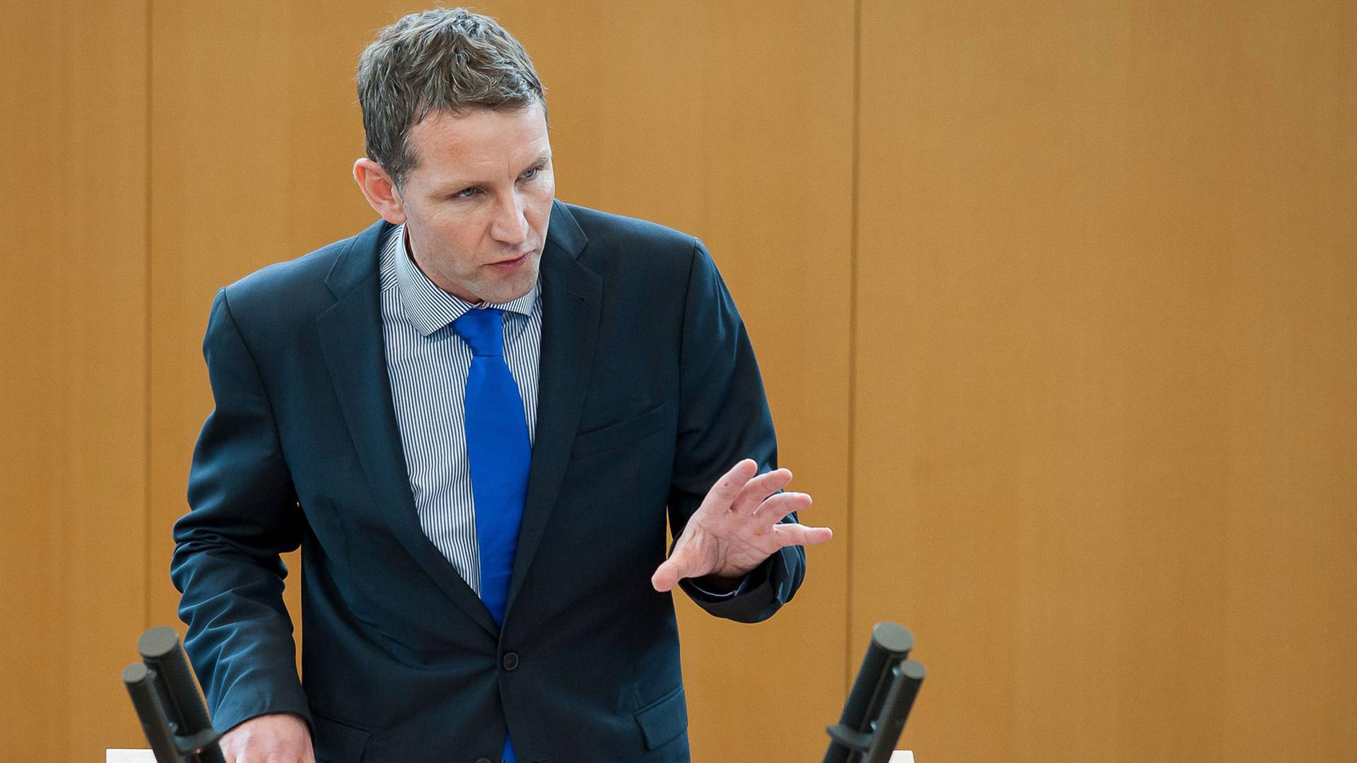 Björn Höcke im Landtag von Thüringen. Björn Höcke im Landtag von Thüringen.