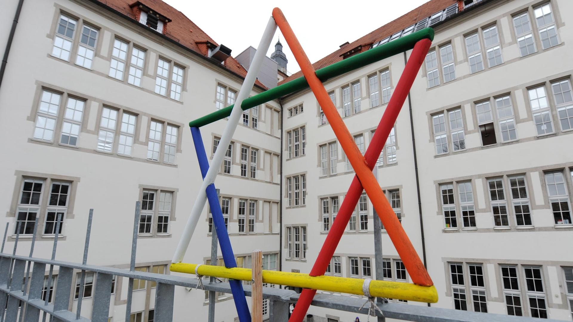 Isaak Emil Lichtigfeld-Schule in Frankfurt am Main Isaak Emil Lichtigfeld-Schule in Frankfurt am Main