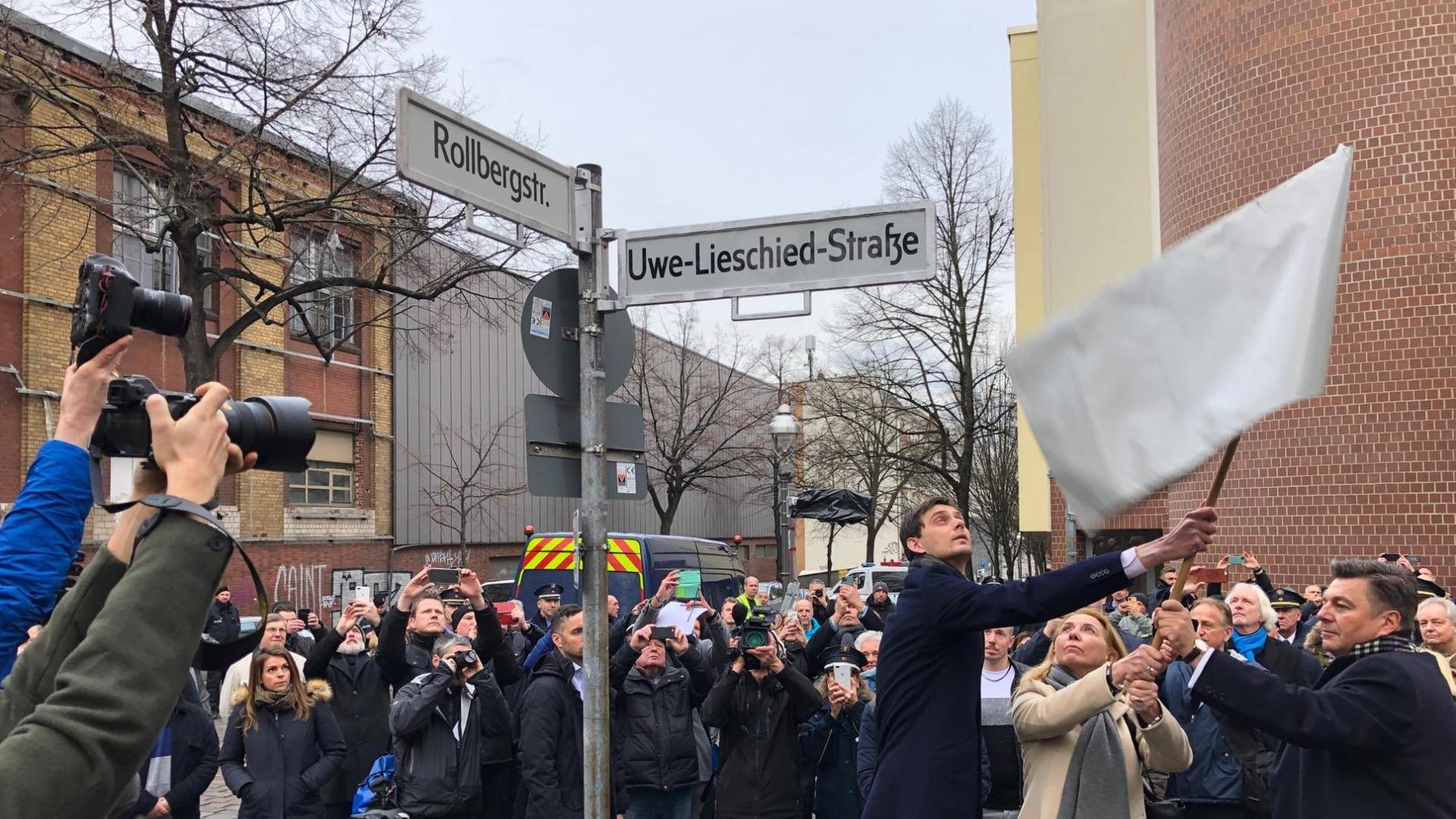 Einweihung der Uwe-Lieschied-Straße (vormals Morusstraße) in Berlin am 27. Februar 2020 Einweihung der Uwe-Lieschied-Straße (vormals Morusstraße) in Berlin am 27. Februar 2020