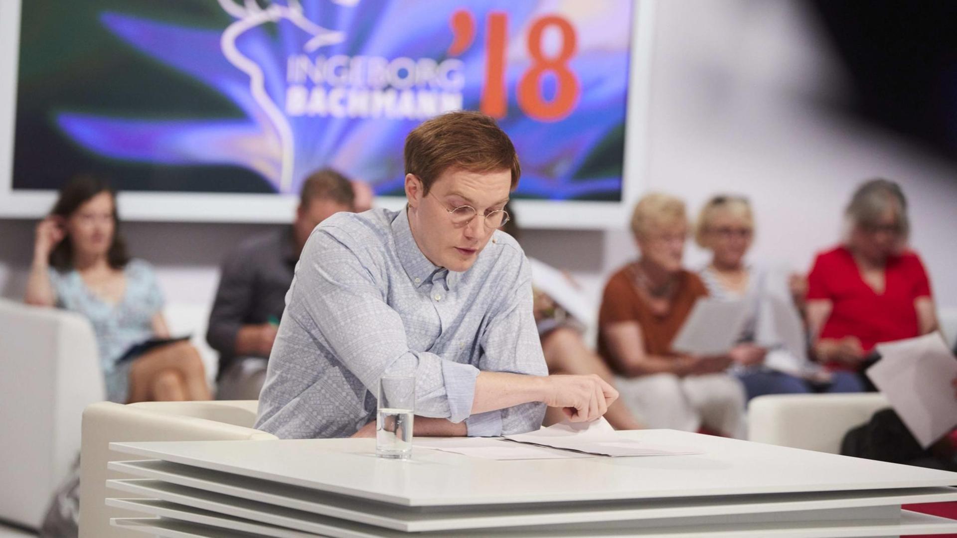 Jakob Nolte liest beim Ingeborg-Bachmann-Preis 2018 in Klagenfurt aus seinen Texten vor.