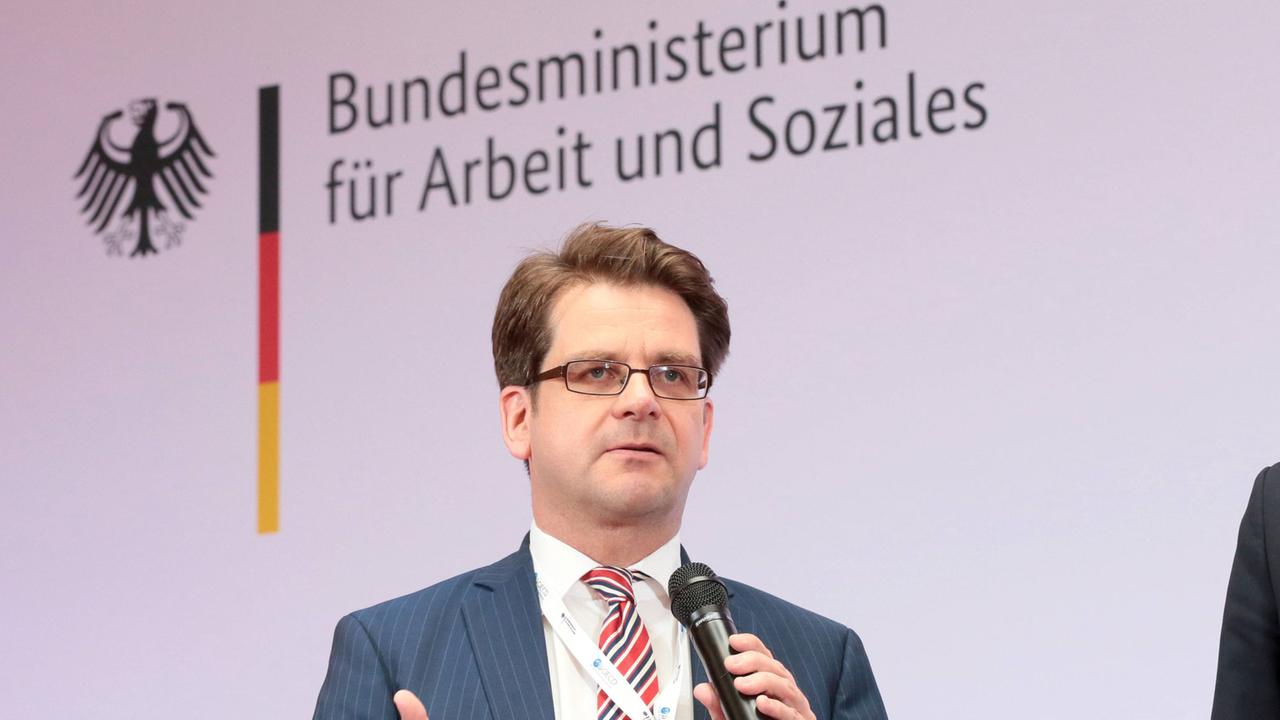 Thorben Albrecht, Staatssekretär im BMAS Thorben Albrecht, Staatssekretär im BMAS