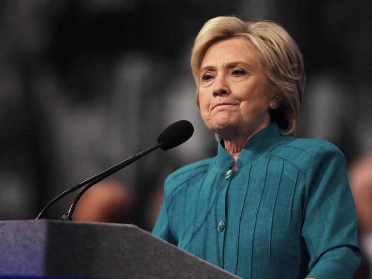 Die demokratische Präsidentschaftskandidatin Hillary Clinton bei einer Rede.