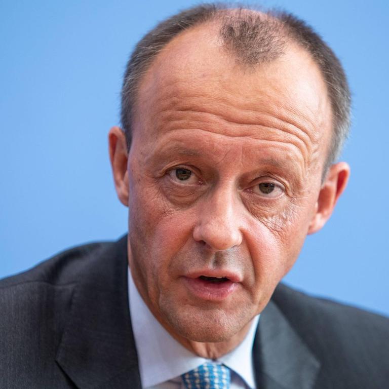Friedrich Merz, Mitglied der CDU, bei einer Pressekonferenz in Berlin
