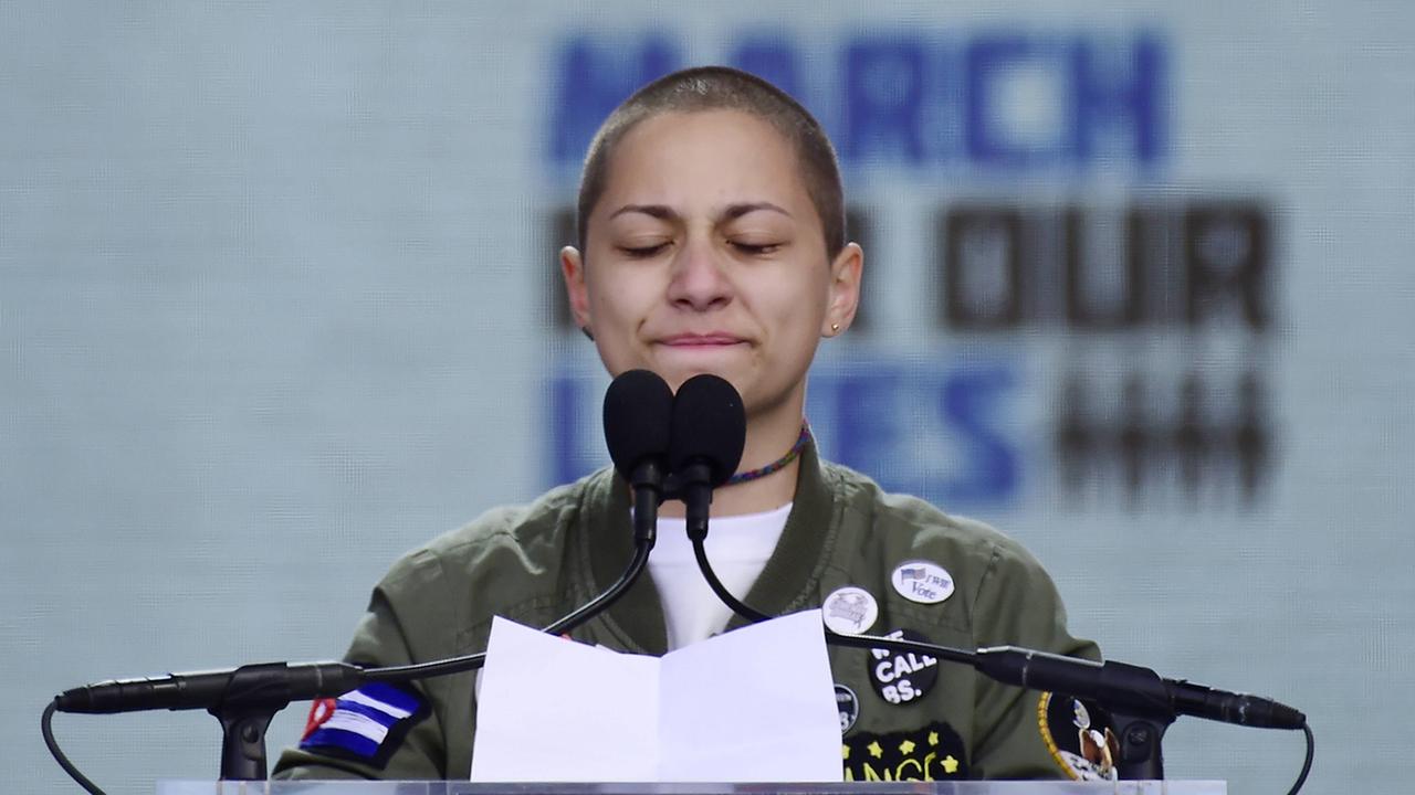 Emma Gonzalez, Schülerin an der Stoneman Douglas High School, bei ihrer Rede auf dem "March For Our Lives" in Washington am 24. März 2018 Emma Gonzalez, Schülerin an der Stoneman Douglas High School, bei ihrer Rede auf dem "March For Our Lives" in Washington am 24. März 2018