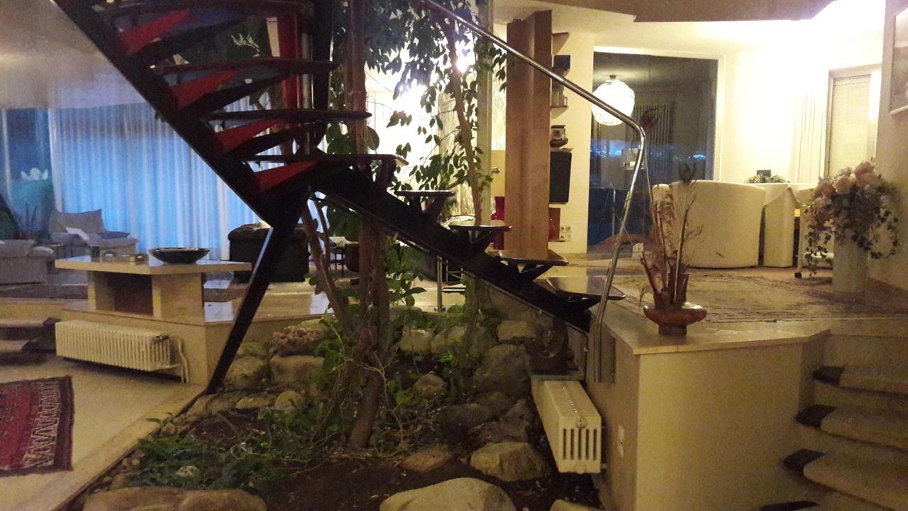 Im Innenraum des Haus Gilliar. Im Innenraum des Haus Gilliar.